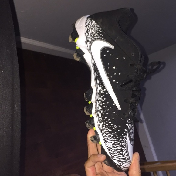 Need money for my son to go school shopping - Picture 2 of 2